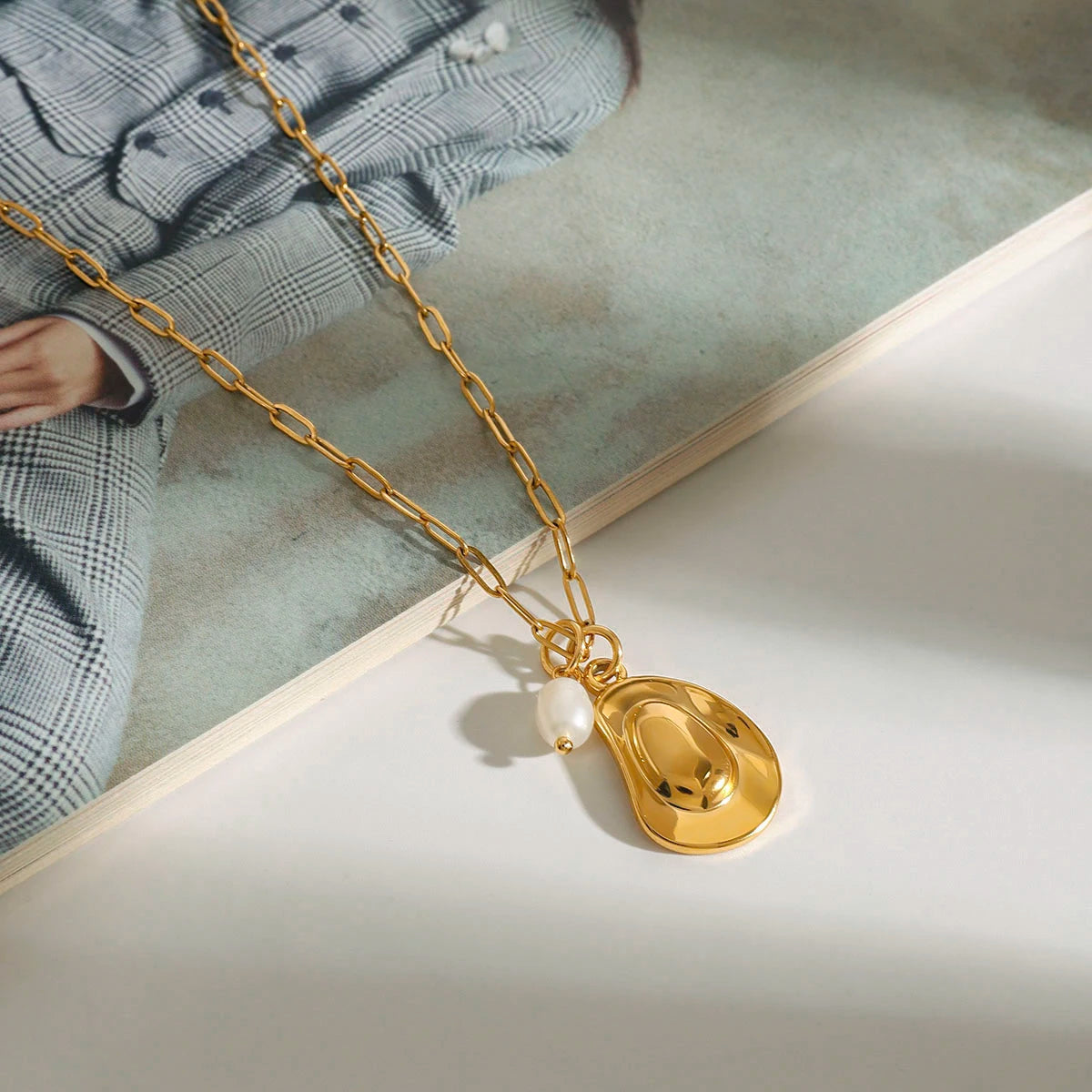 Hat Pendant Necklace