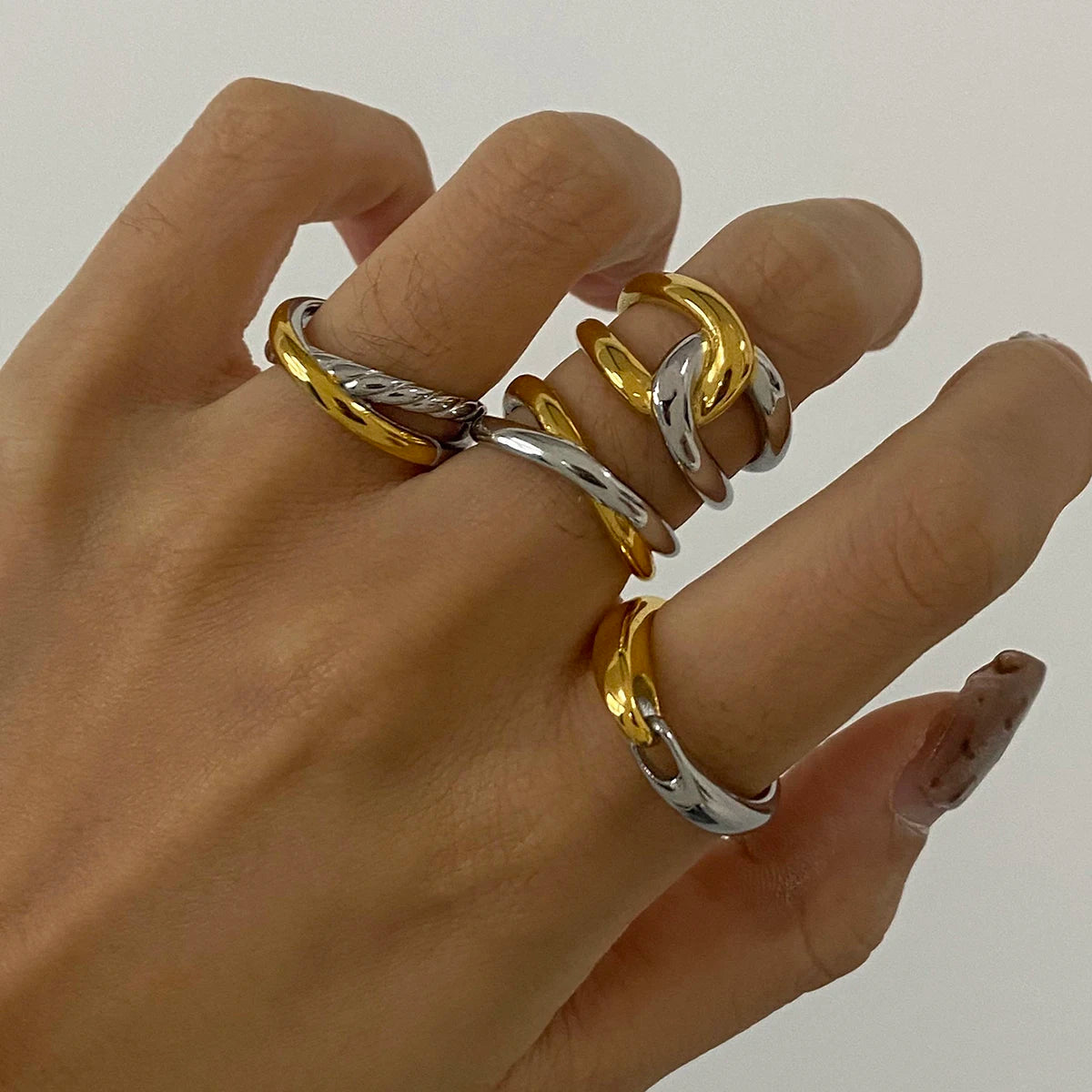 Knot Hollow Ring